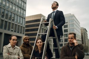 découvrez l'entretien avec christoph hanke où il aborde la question controversée : « pourquoi devrais-je payer des impôts pour que cet homme grimpe ? » et explore les enjeux sociaux et économiques derrière cette interrogation.