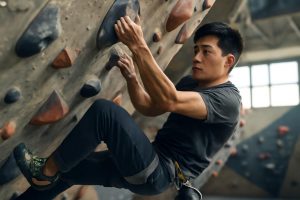 Beckett Hsin atteint le 9A : le plus jeune grimpeur à conquérir le niveau de bloc le plus extrême au monde